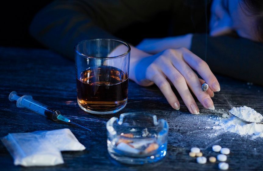 Cocaïne : pourquoi les femmes développent plus facilement une dépendance que les hommes ?