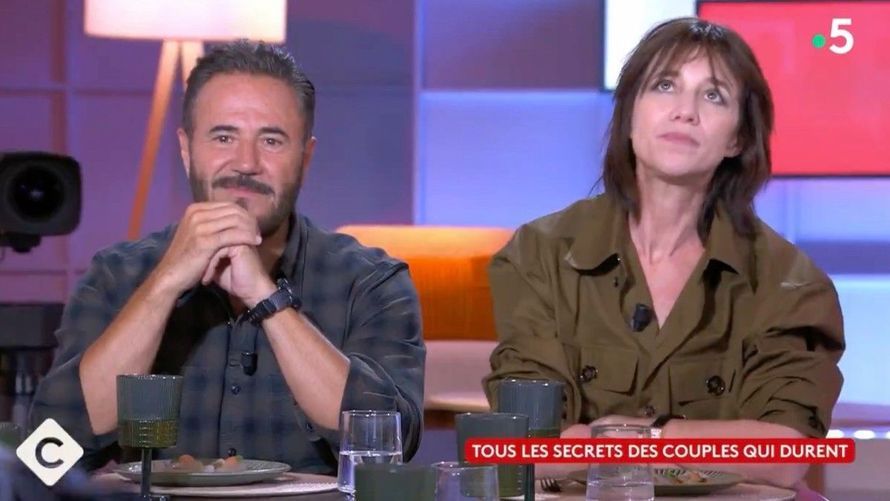 Charlotte Gainsbourg annonce l’annulation de son mariage avec Yvan Attal en direct dans "C à Vous"