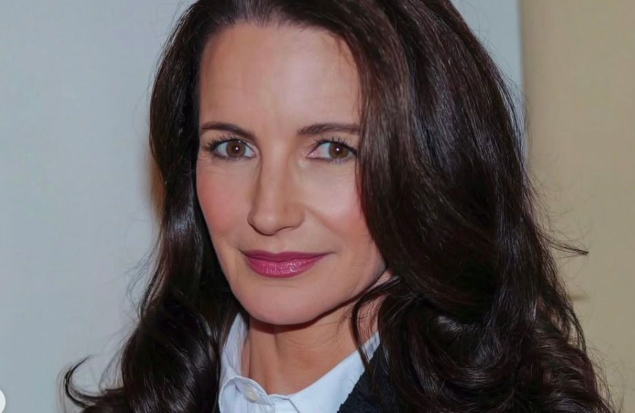 « Je ne pouvais pas sortir de chez moi » : Kristin Davis se confie sur ses problématiques cutanées