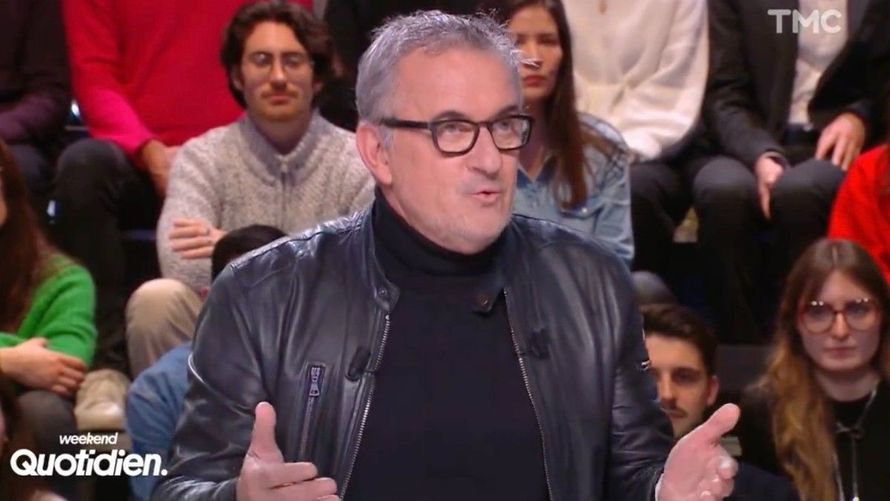“J’ai eu une vie sexuelle assez riche” : Christophe Dechavanne répond à son ex-compagne dans “Quotidien”