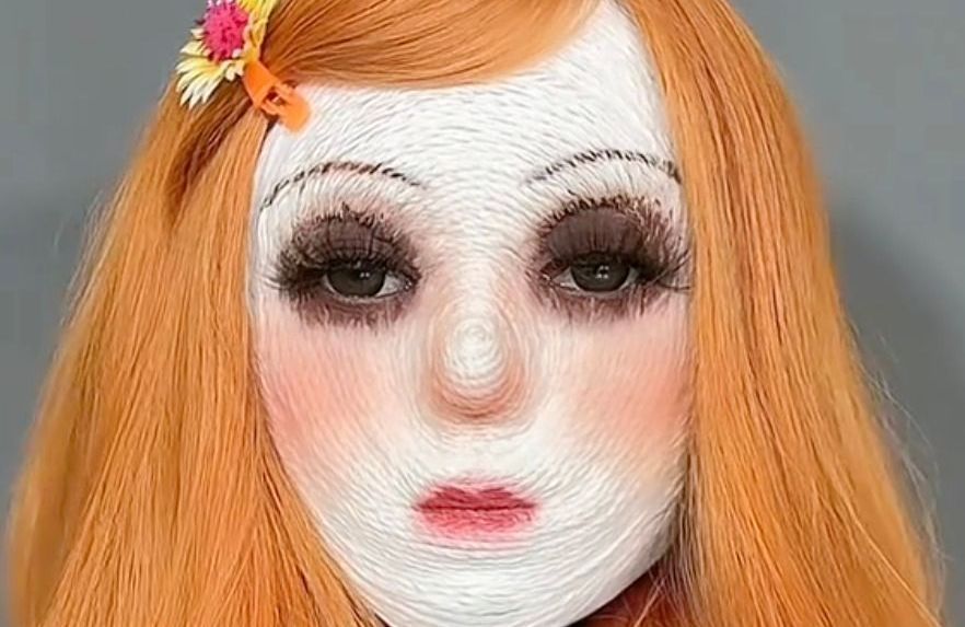 Qu’est-ce que le "maquillage laine", cette nouvelle tendance beauté troublante qui fascine sur TikTok ?
