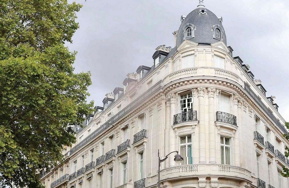 Quand le majordome de Jeffrey Epstein racontait à la police les coulisses de son appartement parisien