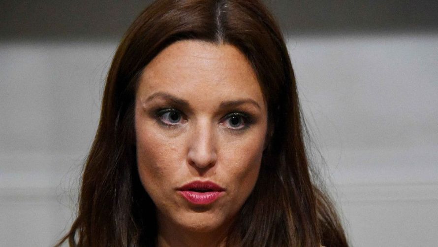 "Elle m’a fait me sentir mal à l’aise et se plaignait sans arrêt", "tout sauf gentille", Natasha St-Pier atomisée par un ancien partenaire