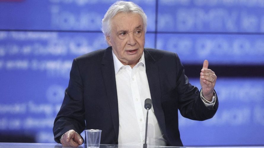 "Il participe au sexisme ordinaire", Michel Sardou au cœur d’une nouvelle polémique : sa décoration irrite