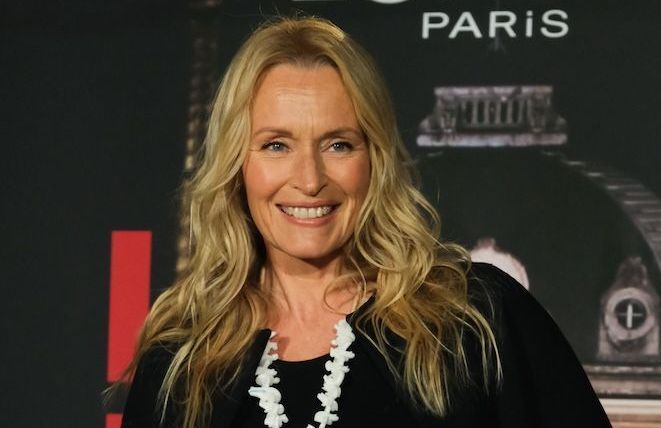 Estelle Lefébure grand-mère : elle partage un rare cliché en compagnie de son petit-fils Harrison