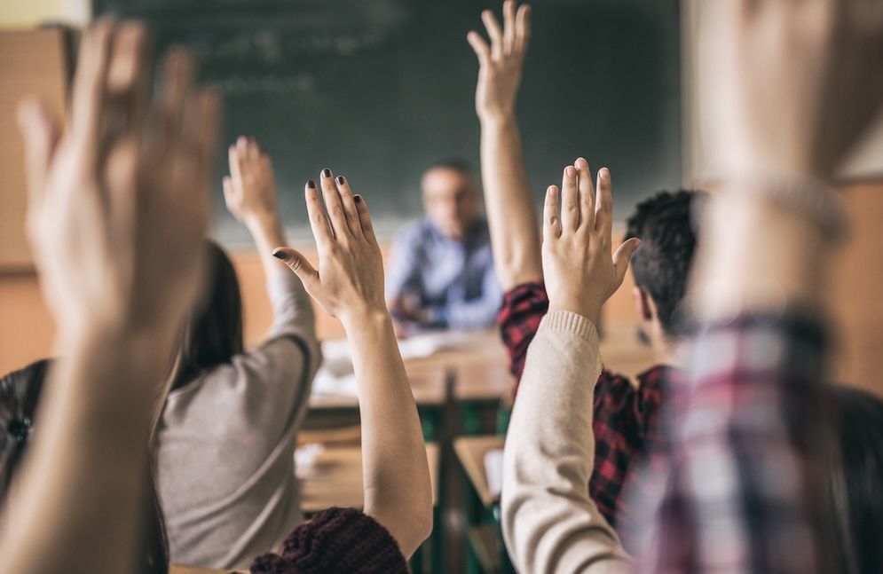De « père de substitution » à bourreau : un directeur d’établissements privé accusé d’agressions sexuelles sur mineurs