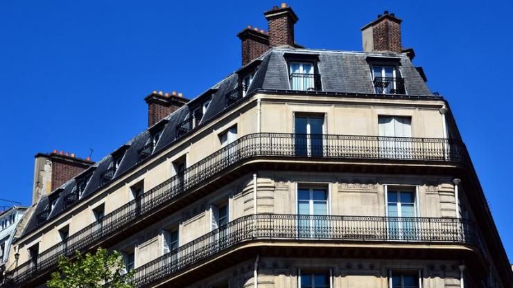 Impôts sur l'immobilier : comment la location meublée risque de payer la facture du PLFSS