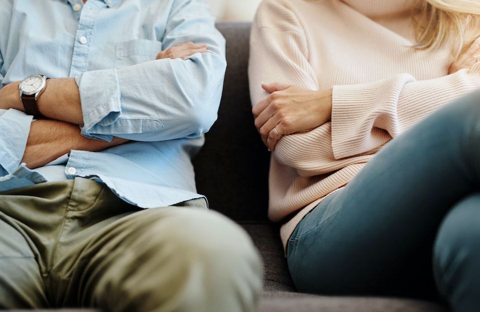Pourquoi les femmes demandent plus souvent le divorce que les hommes dans les couples hétérosexuels