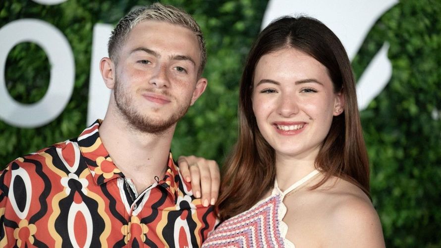 "Non, ils ne s’aiment pas, c’est juste pour les caméras", Michou et Elsa Bois (DALS) en couple pour le show ? Ce proche perd ses nerfs