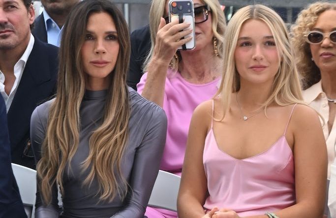 David Beckham reçoit son étoile à Hollywood : Victoria et Harper Beckham misent sur la robe colorée