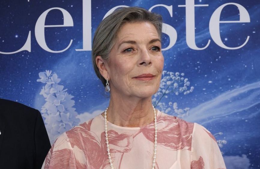 Charlotte Casiraghi et Alexandra de Hanovre radieuses aux côtés de leur mère Caroline de Monaco