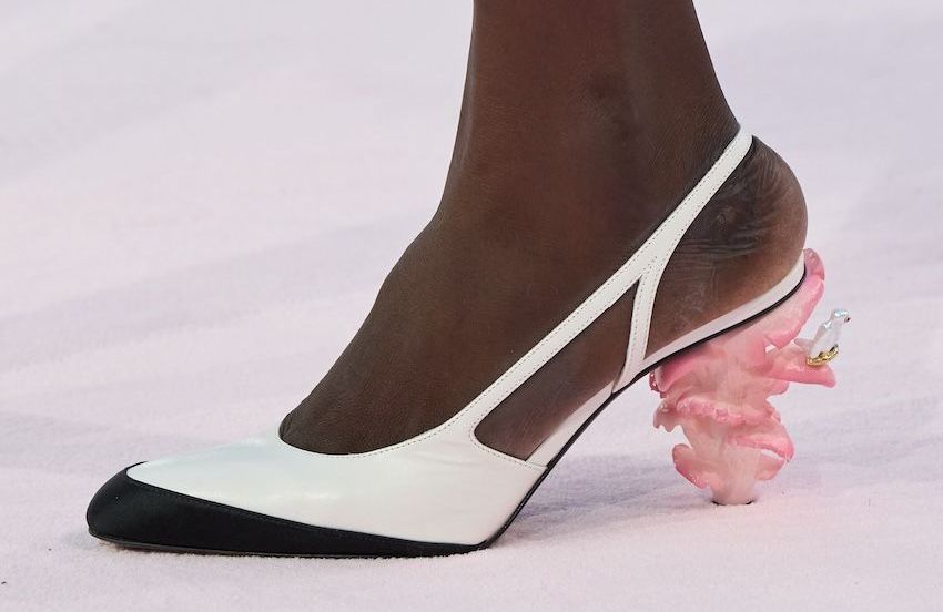 Qui est Safa Sahin, le génie discret du soulier qui s’apprête à tout changer chez Chanel ?