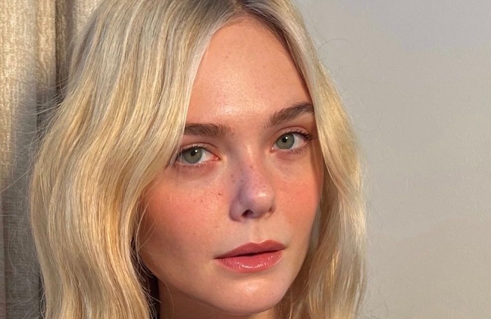 Pourquoi l’« iPhone face » n’est plus le visage idéal sur les réseaux sociaux