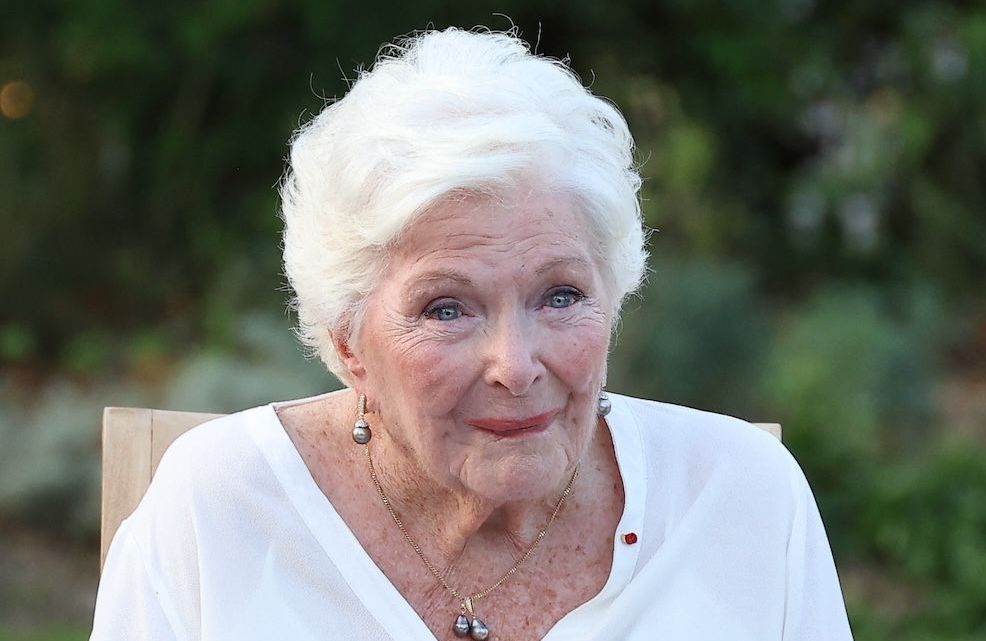 « Il m’a élevée intellectuellement » : Line Renaud évoque son couple avec Loulou Gasté
