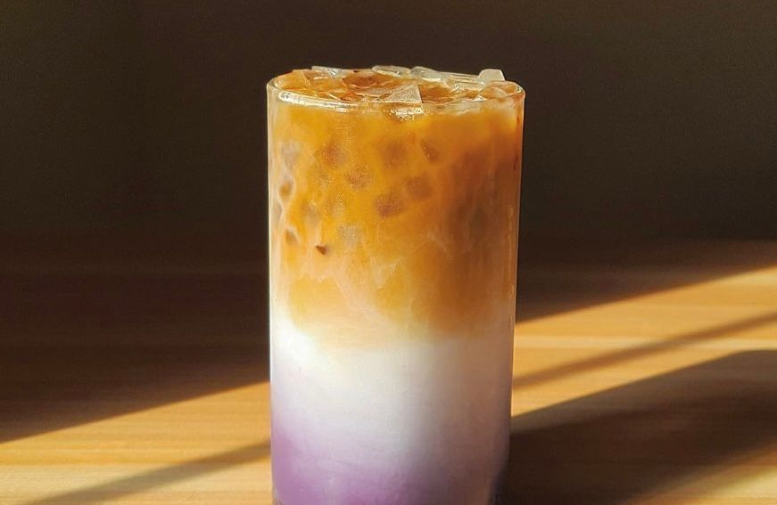 Comment préparer le latte glacé à la myrtille, la dernière tendance sur TikTok ?