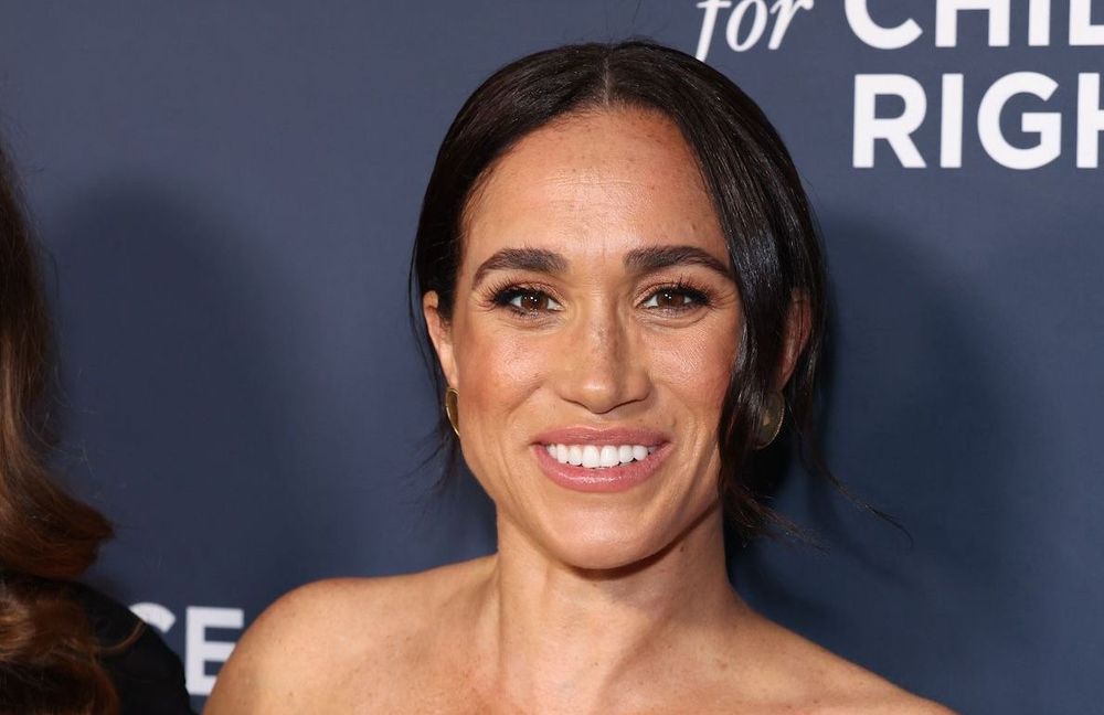 Meghan Markle dévoile une vidéo inédite du prince Harry et de leur fils Archie en ski