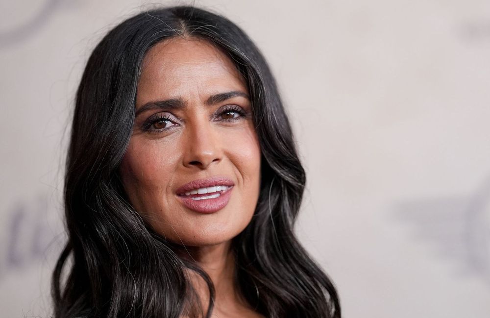 Cette danse tout en déhanché de Salma Hayek qui fascine Instagram