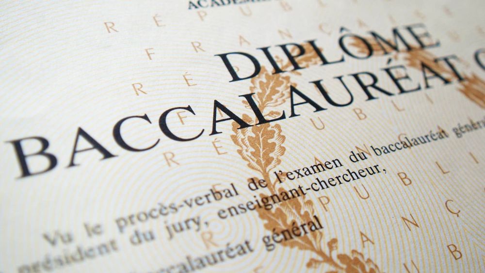 Bac 2024 : votre diplôme en poche, voici les banques qui offrent jusqu'à 240 euros aux nouveaux bacheliers
