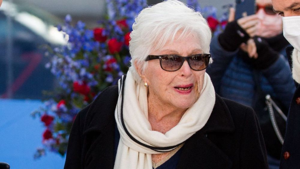 Line Renaud (97 ans) fait de terribles confidences sur son plus grand regret : "Je n'ai pas eu la chance d'être..."