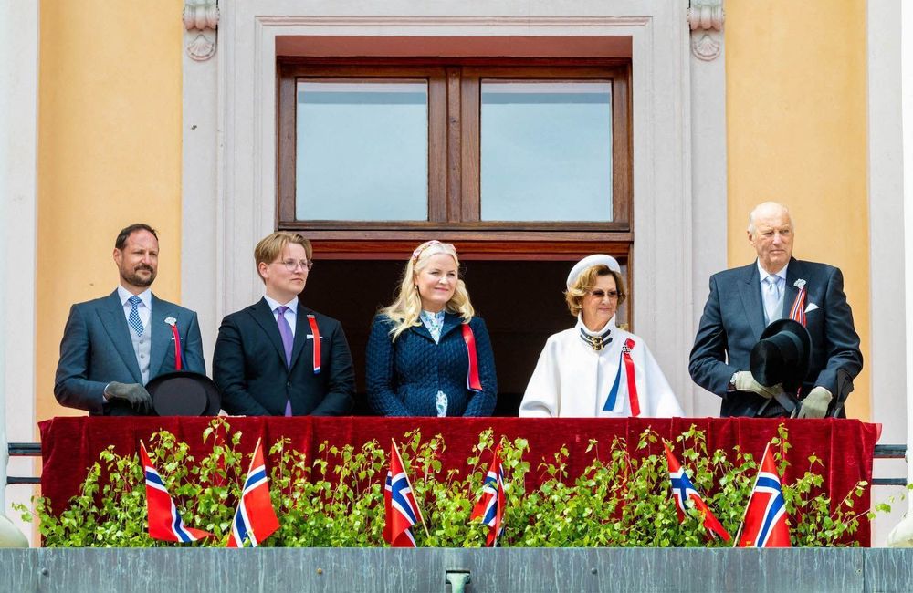 Noces rebelles, violences, gourou : la famille royale de Norvège, la monarchie qui affole la presse