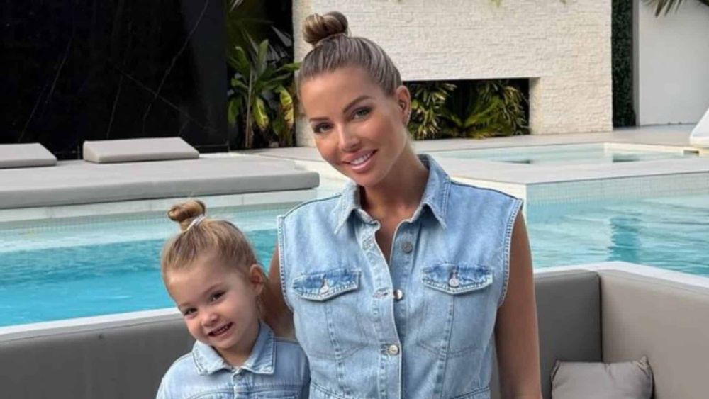 "Pas du tout prudent" : accusée de mettre sa fille Leewane en danger, ces images qui choquent les internautes, regardez !