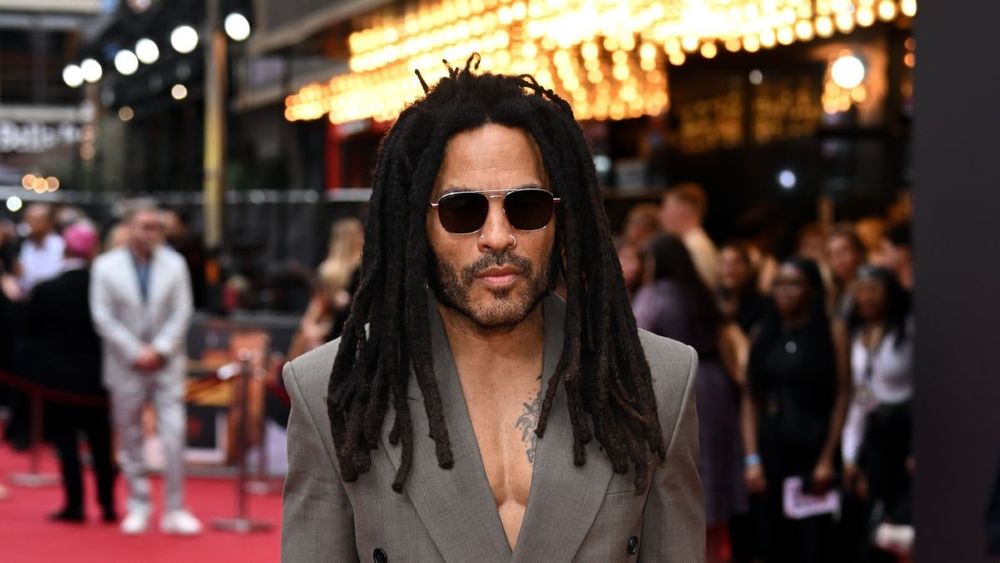 Après l'avoir côtoyé, Nagui vide son sac sur Lenny Kravitz : "Les chiottes, le lavabo, il a tout pété"