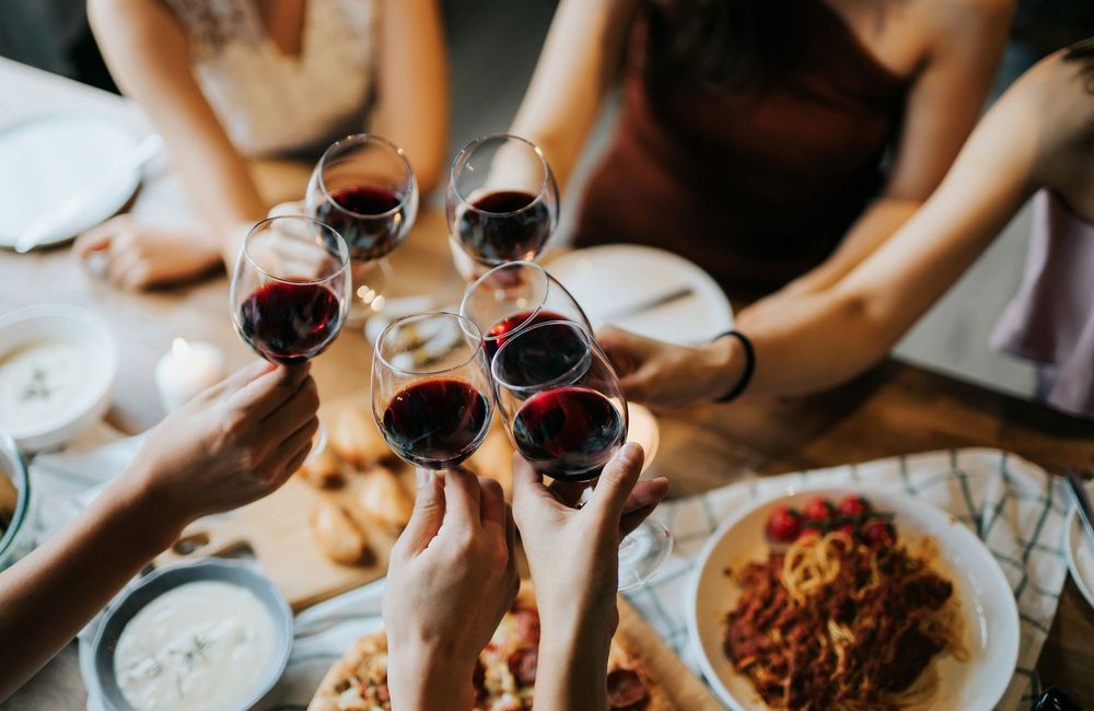 Fêtes sans alcool : pourquoi choisir du vin désalcoolisé ?
