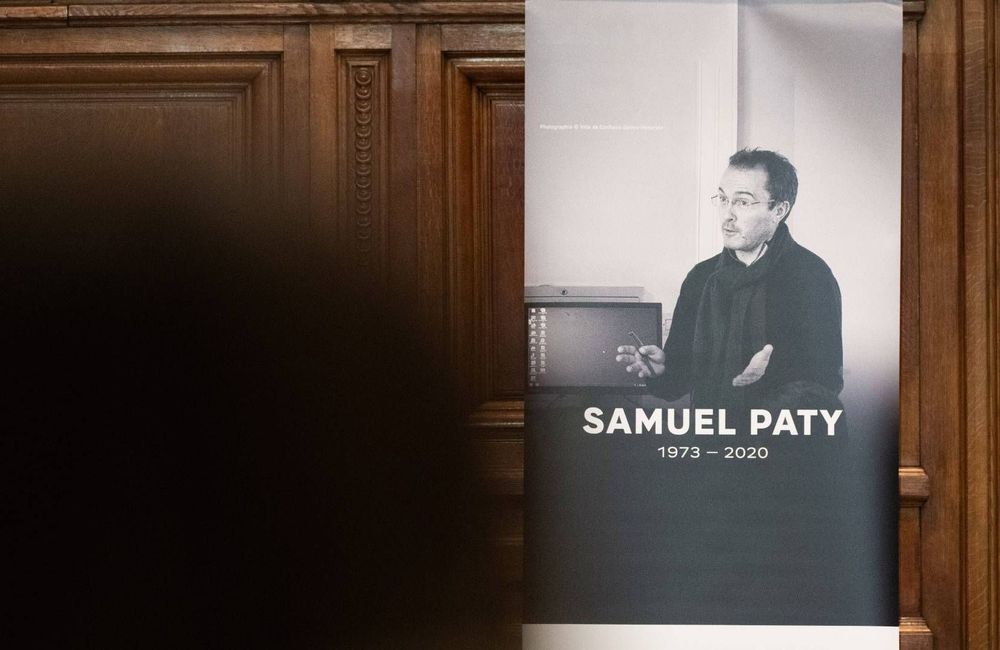 Procès Samuel Paty : de lourdes peines pour les accusés, complices du tueur