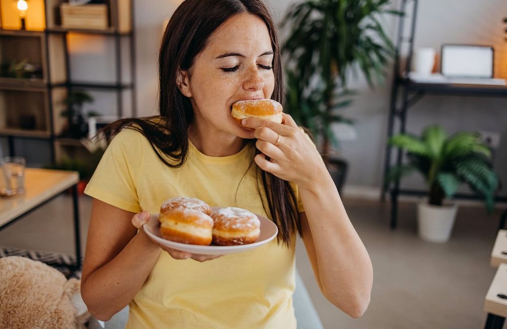 Inflammation, rides, perte d’éclat : voici les aliments pointés du doigt par les experts