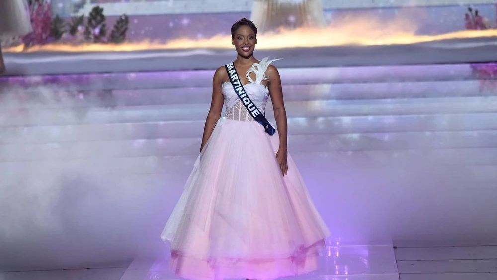 "On dirait une trans" : Miss France répond cash à und hater, et ça fait mal !