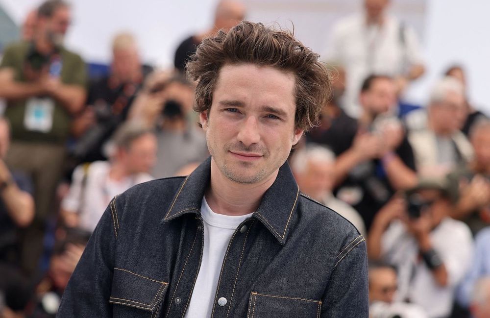 Qui est l'acteur Joseph Olivennes, fils de Kristin Scott-Thomas et François Olivennes ?