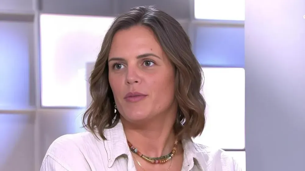 Laure Manaudou touche le fond à 37 ans : "Comment une athlète peut verser dans le..."
