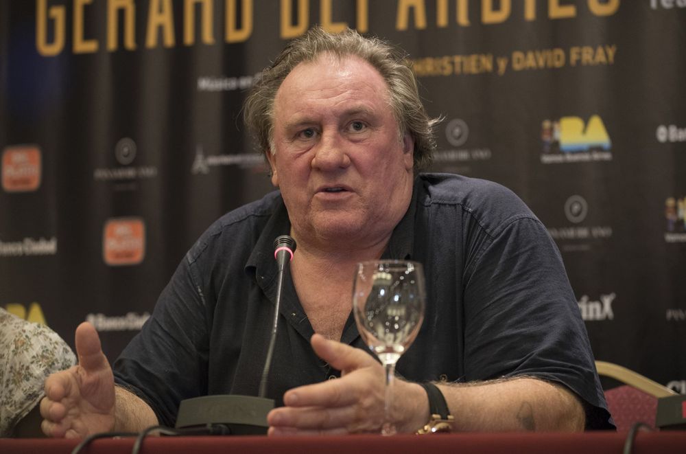 « Complément d'enquête » sur Gérard Depardieu : la justice ordonne le visionnage des rushs par un expert