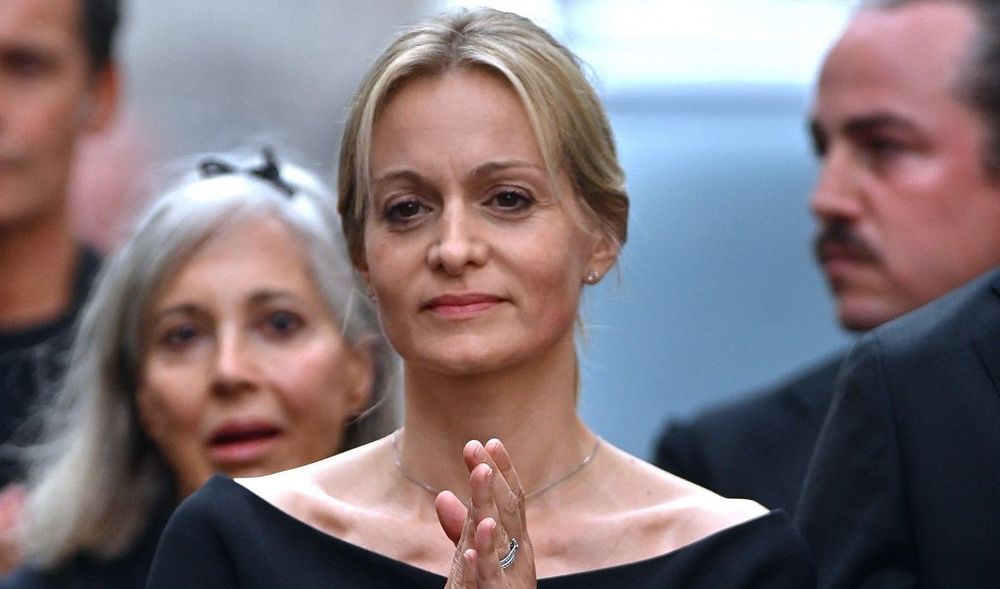 Exit Thierry Ardisson, Audrey Crespo-Mara retrouve le sourire auprès d’un charmant jeune homme