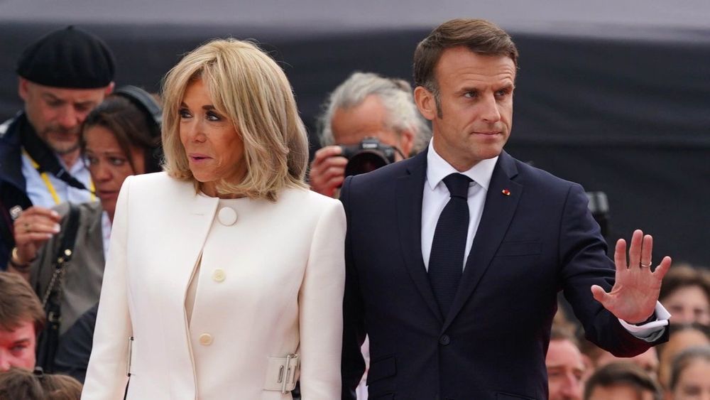 Emmanuel Macron : ce que Brigitte fait en privé pour le satisfaire, "Il aime…