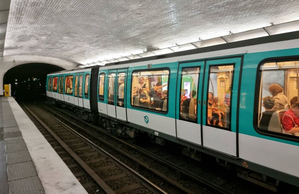 Ce que l’on sait de l’agression de trois femmes dans le métro parisien