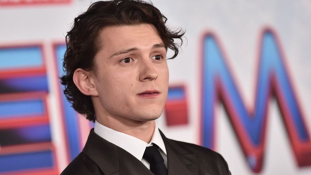 Tom Holland : il se confie sur son addiction à l’alcool