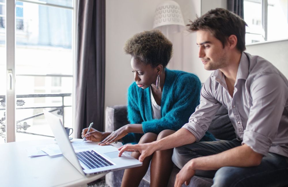 Comment répartir les dépenses quand on est en couple ?
