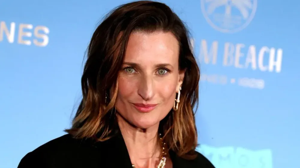 Camille Cottin (45 ans) parle sans ouvertement de sa vie intime : "Je prends plaisir à...