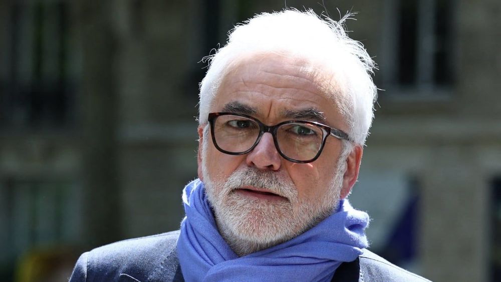 "Pauvre France gouvernée par des mercenaires" : Pascal Praud à l'agonie sur CNews, il vide son sac