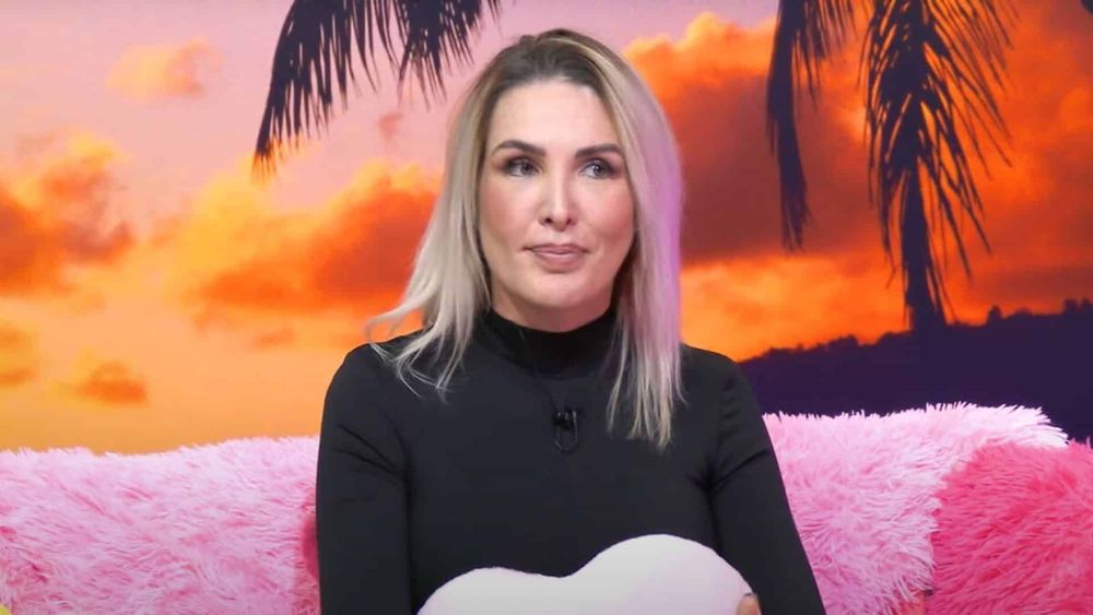 "Je me faisais fracasser" : Marie Garet victime de violences conjugales, son discours déchirant