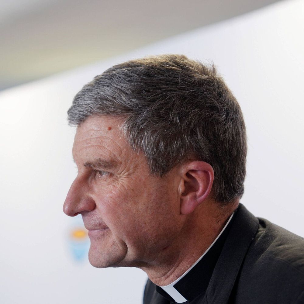 Abbé Pierre : « quelques évêques au moins » savaient, selon le président des évêques de France
