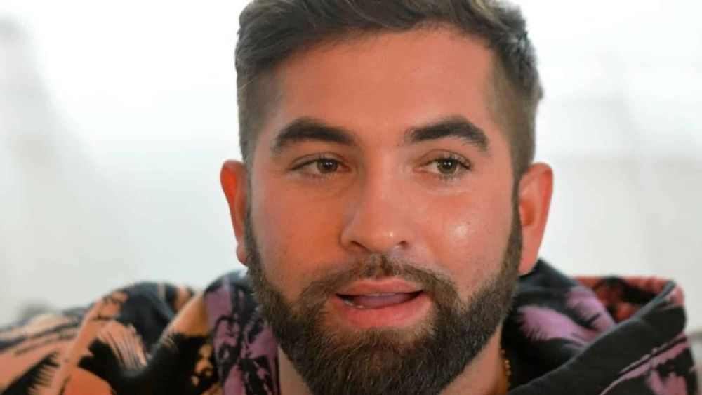 Kendji Girac : blessé par balle, sa version des faits met le doute chez les policiers !