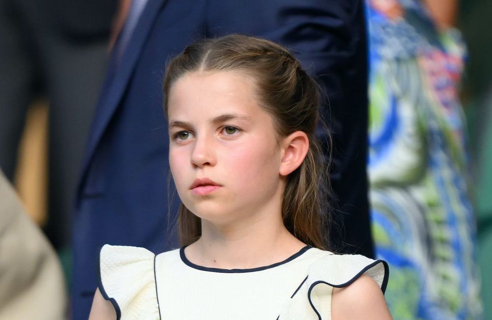 Les messages cachés derrière le bracelet à breloques de la princesse Charlotte