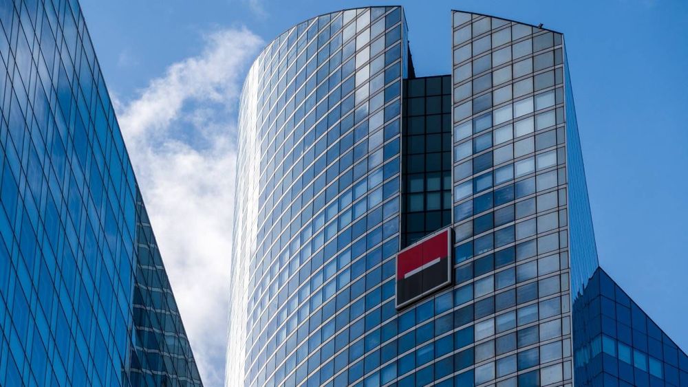 Les banques Société Générale, BNP Paribas et Crédit Agricole creusent l'écart avec le CAC 40