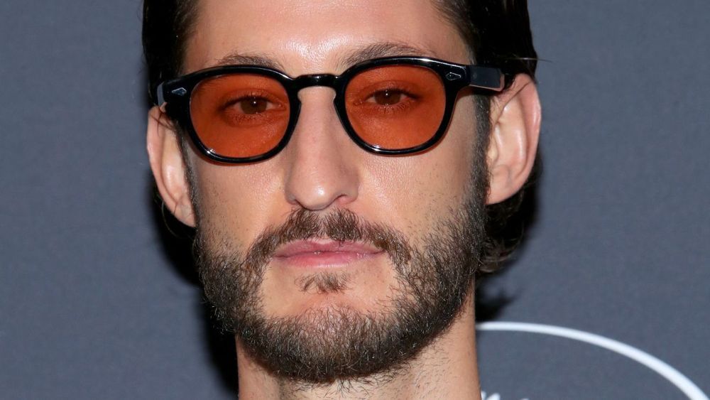 Pierre Niney révèle pourquoi il a quitté la Comédie-Française : "C'est une usine de gens masochistes"