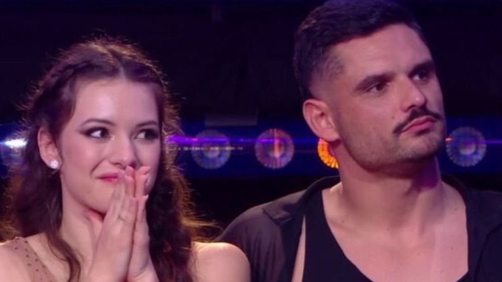 Elsa Bois et Florent Manaudou : leur baiser dans DALS fait scandale, "De Michou à Manaudou, c'est comme passer de la Twingo à la Ferrari"