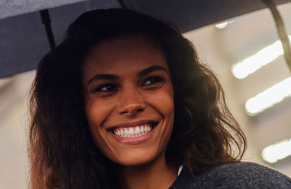 Voici la fréquence de lavage de cheveux recommandée pour une pousse optimale