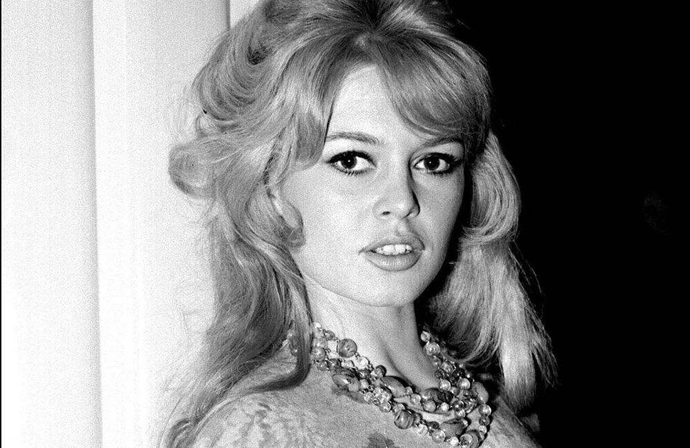 Brigitte Bardot en couple avec Johnny Hallyday ? Quand l’actrice rétablissait sa vérité