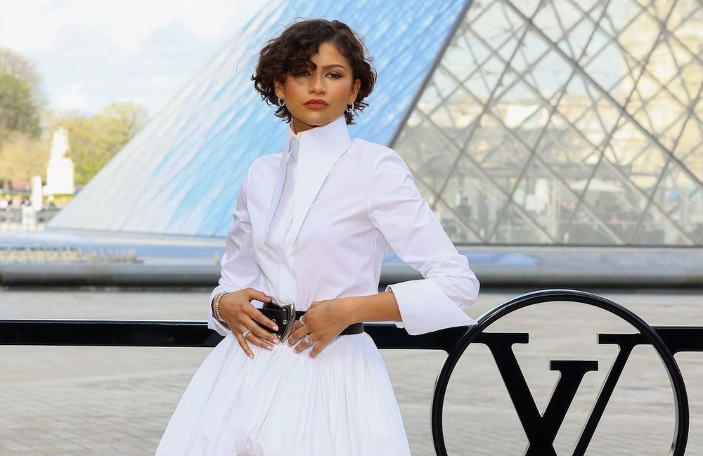Zendaya : cette bague aperçue au défilé Louis Vuitton qui affole les réseaux (et relance les rumeurs de mariage)